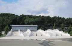 一面墙，一道景：九龙照壁浮雕景墙的诗画之美